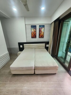 Room in 2 BHK Apartment at East Street, Santacruz East – for Rent