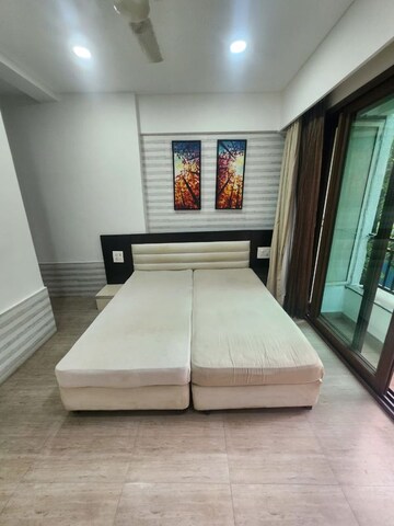 Room in 2 BHK Apartment at East Street, Santacruz East – for Rent