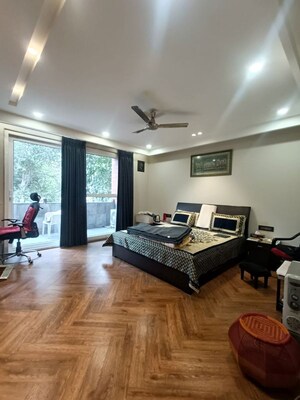 4 BHK Builder Floor For Sale in Sushant Lok I