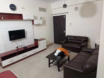Living Room in 2 BHK Apartment at Sector 37 – for Rent