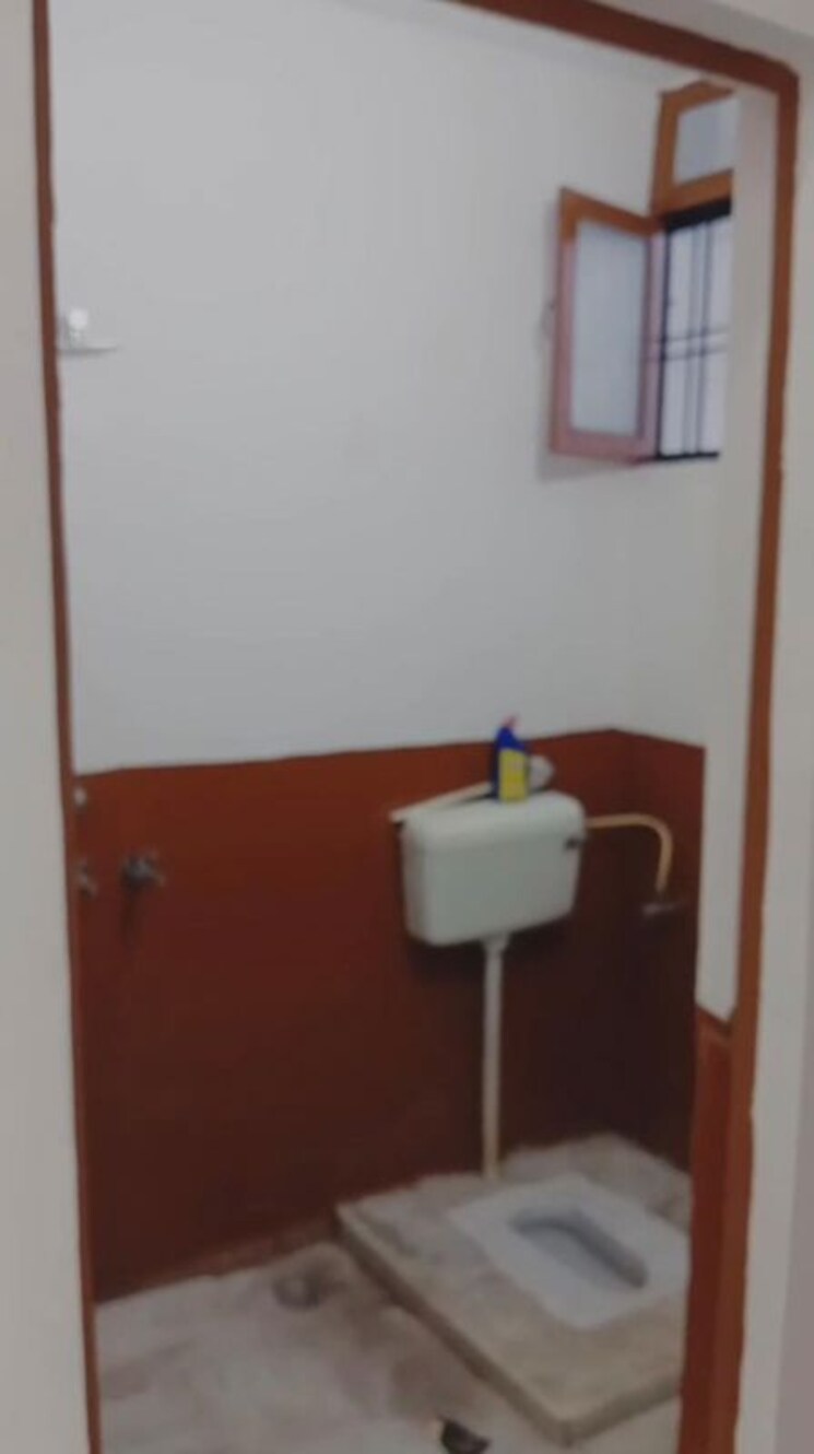 Bathroom, gomti nagar 2 Bedroom 1000 Sq.Ft. Independent House In Gomti Nagar Lucknow 9855545