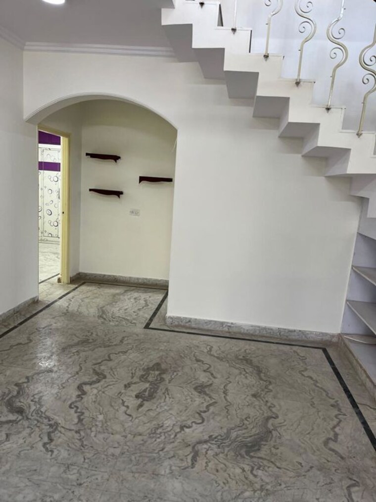 Room, dlf-city-phase-iv 3.5 Bedroom 240 Sq.Yd. Villa In Dlf Phase iv Gurgaon 9855547