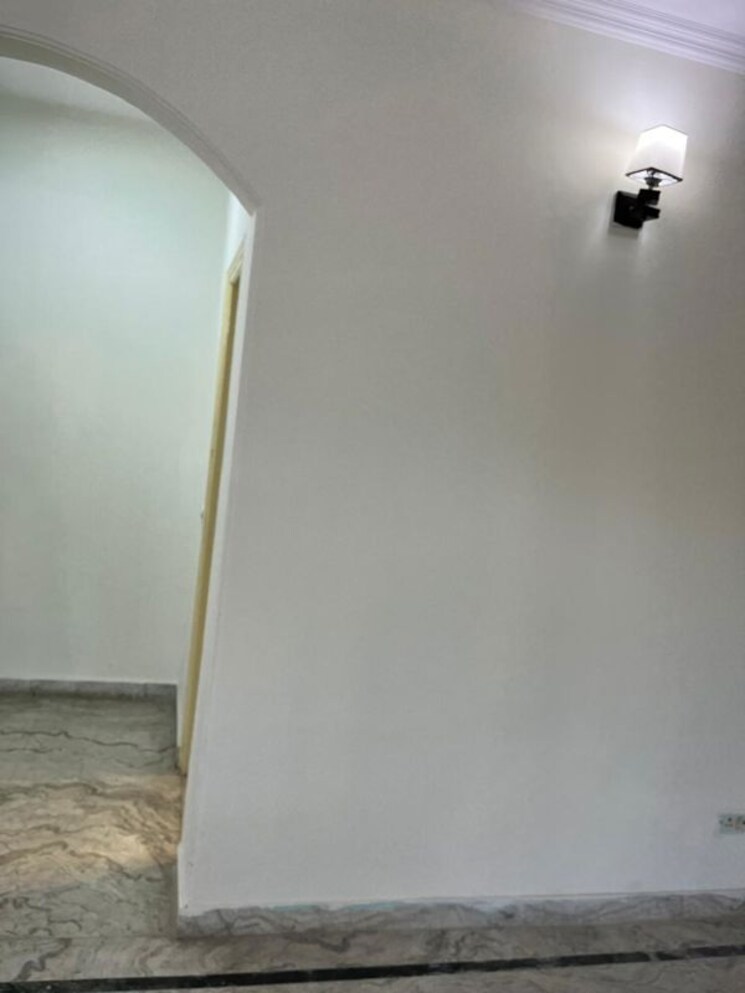 undefined, dlf-city-phase-iv 3.5 Bedroom 240 Sq.Yd. Villa In Dlf Phase iv Gurgaon 9855547