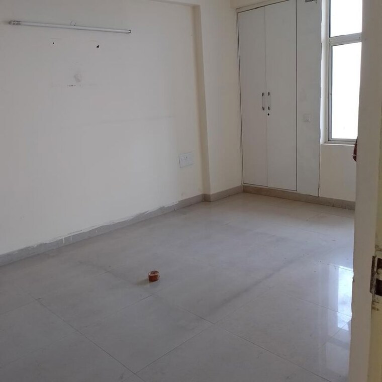 Room, techman-moti-residency 2.5 Bedroom 1110 Sq.Ft. Apartment In Sikrod Ghaziabad 9855553