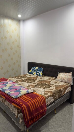 Bedroom in 3 BHK Villa at Gomti Nagar – for Rent
