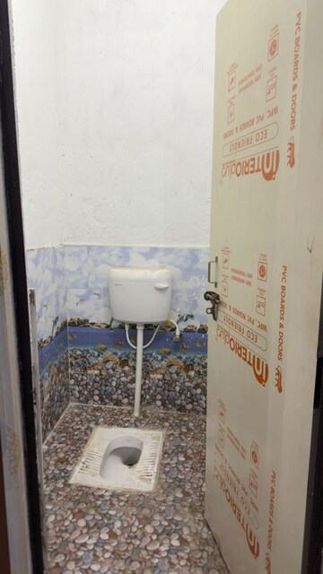 Bathroom in 3 BHK Villa at Gomti Nagar – for Rent