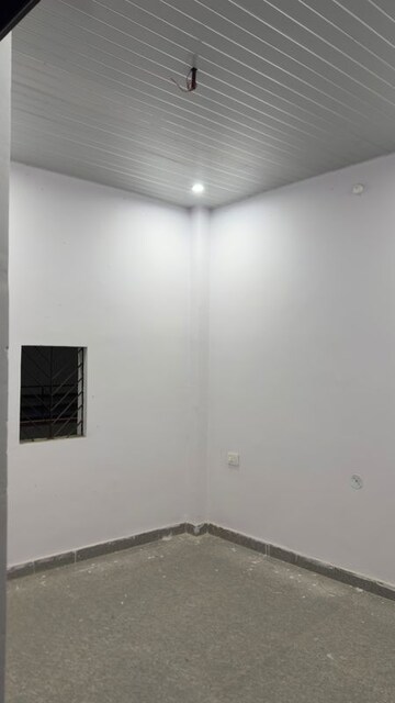 Room in 3 BHK Villa at Gomti Nagar – for Rent