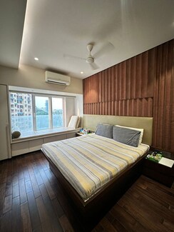 3 BHK + Pooja Room,Servant Room,Extra Room Apartment For Rent in Dosti Acres