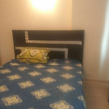 Bedroom in 3.5 BHK Apartment at Emaar Emerald Floors Premier, Sector 65 – for Rent