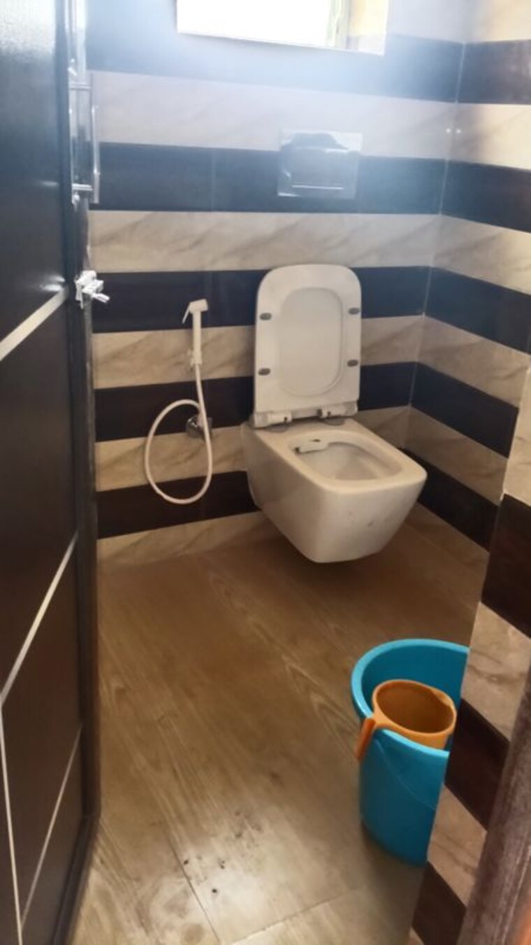 Bathroom, sristi-plaza 2 Bedroom 1380 Sq.Ft. Apartment In Chinar Park Kolkata 9855651