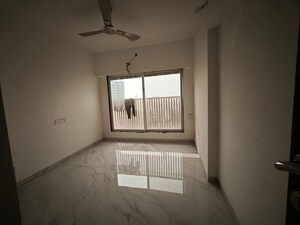 Room in 3 BHK Apartment at Vishwa Bhuvan, Chembur – for Rent