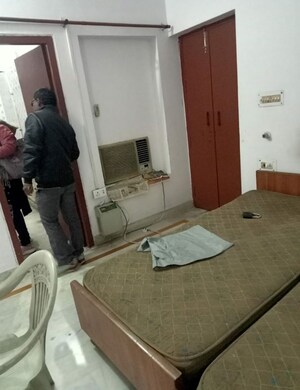 Bedroom in 1 BHK Villa at Aliganj – for Rent