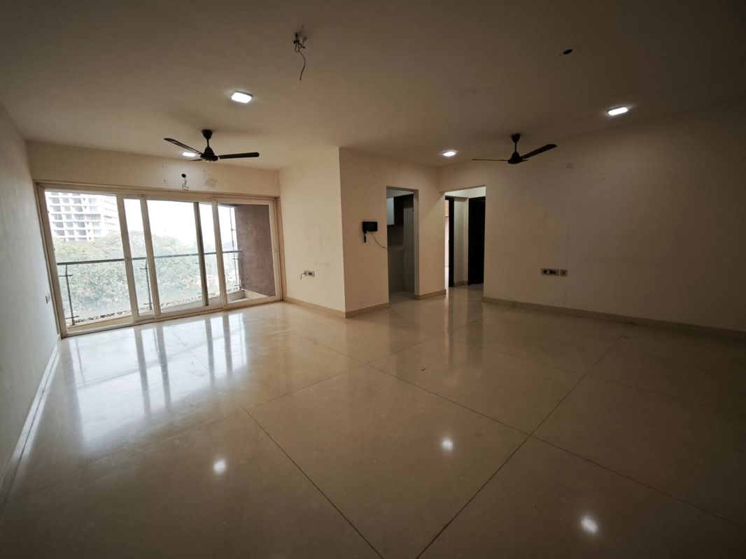 3 BHK 1750 Sq.Ft. Apartment in RNA Continental
