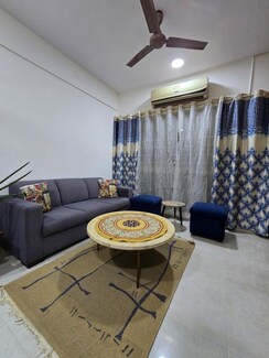 1 BHK Apartment For Rent in Sheth Vasant Oasis