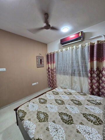 Bedroom in 1 BHK Apartment at Sheth Vasant Oasis, Andheri East – for Rent