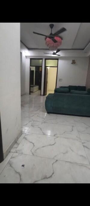 Room in 3 BHK Builder Floor at Shakti Khand 2 – for Rent