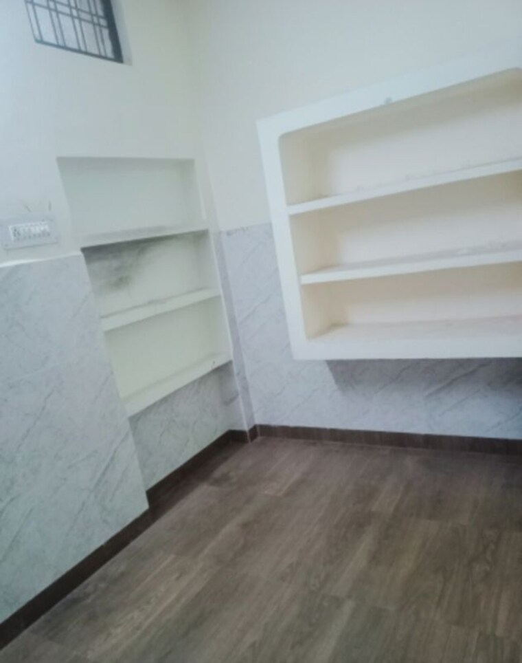 Room, aliganj 2 Bedroom 451 Sq.Ft. Villa In Aliganj Lucknow 9855697