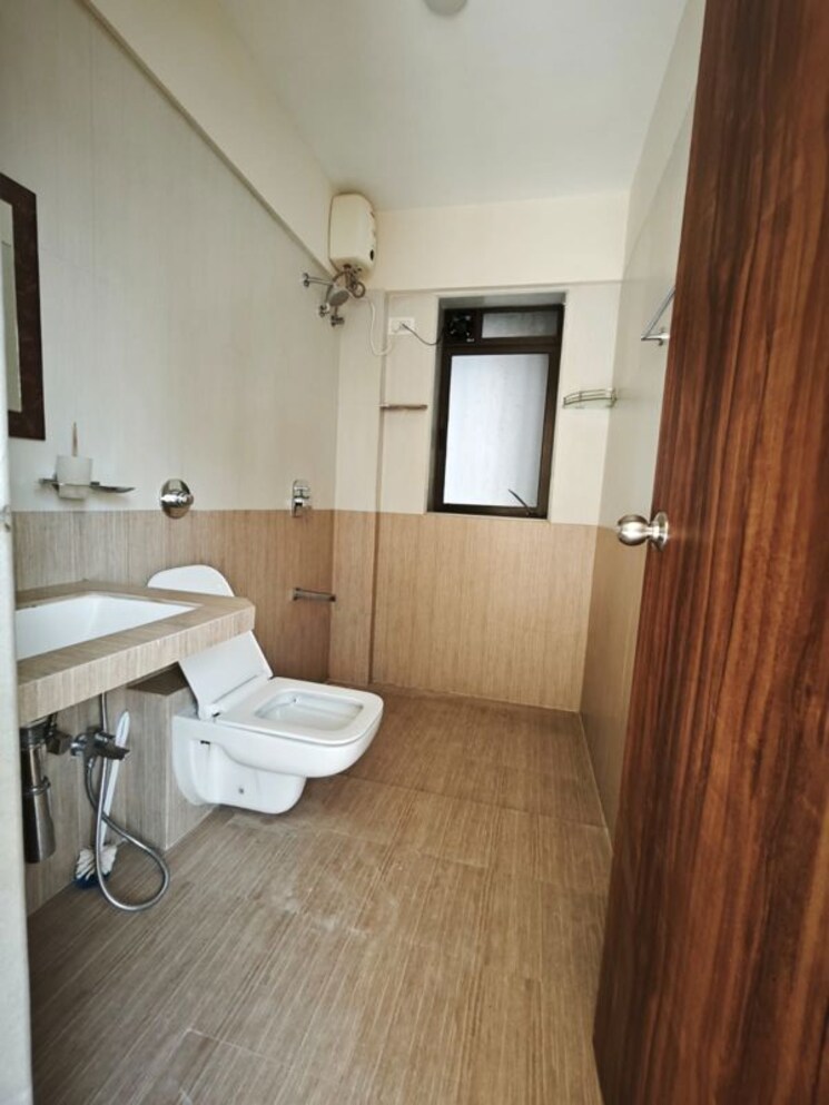 Bathroom, bdl-hresa 3 Bedroom 1150 Sq.Ft. Apartment In Chembur Mumbai 9855696