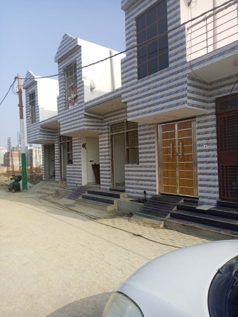 Exterior View, roza jalalpur  60 Sq.Yd. Plot In Roza Jalalpur Greater Noida 9855738