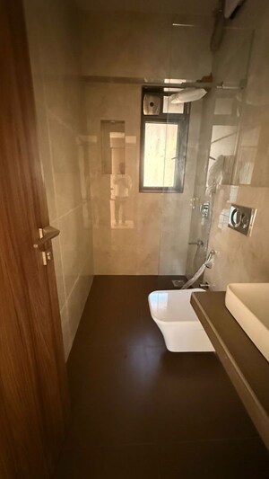 Bathroom in 4 BHK Apartment at Options Kinara, Juhu – for Sale