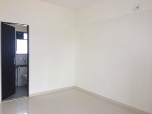 Room in 2 BHK Apartment at Nyati Meadows, Wadgaon Sheri – for Rent