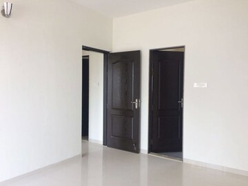 Room in 2 BHK Apartment at Nyati Meadows, Wadgaon Sheri – for Rent