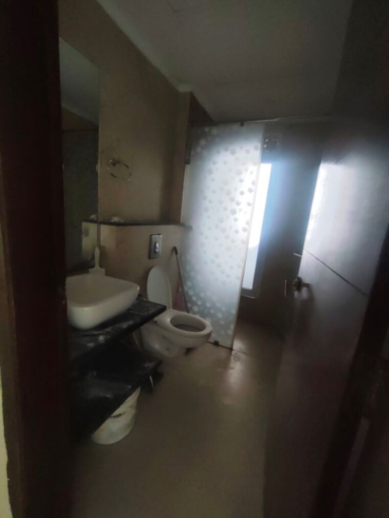 Bedroom, mahagun-mezzaria 3 Bedroom 2500 Sq.Ft. Apartment In Sector 78 Noida 9855750