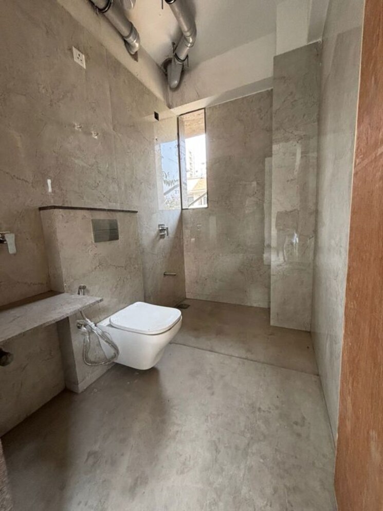 Bathroom, science city 4 Bedroom 404 Sq.Yd. Apartment In Science City Ahmedabad 9855677