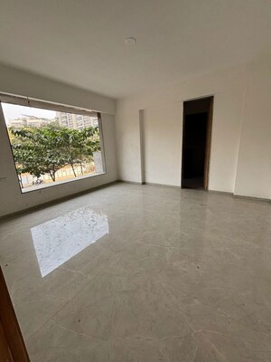 Room in 4 BHK Apartment at Science City – for Sale