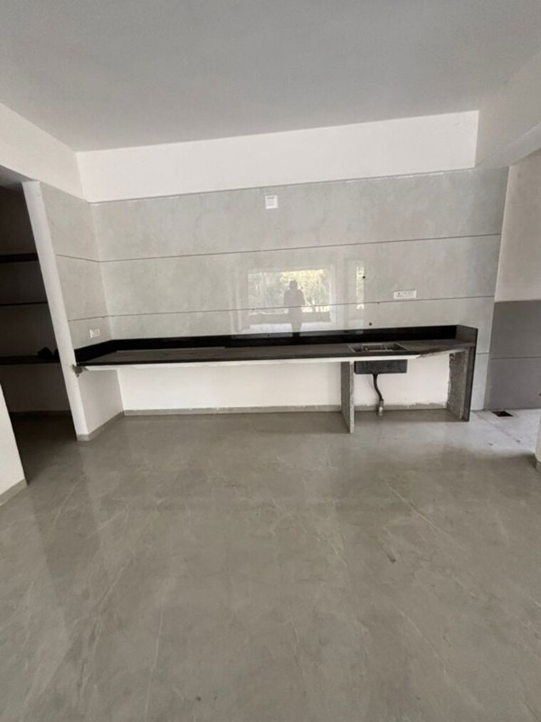 Kitchen, science city 4 Bedroom 404 Sq.Yd. Apartment In Science City Ahmedabad 9855677