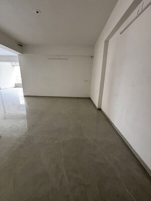 Room in 4 BHK Apartment at Science City – for Sale