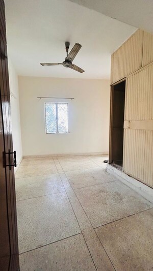 Room in 2 BHK Builder Floor at Malviya Nagar – for Rent