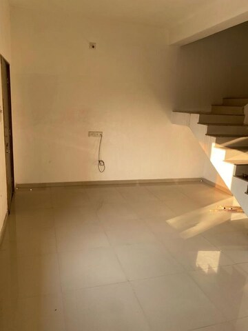 Room in 3 BHK Villa at Olpad – for Sale