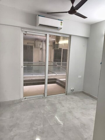 2 BHK Apartment For Rent in Signature Global City, Sector 37d