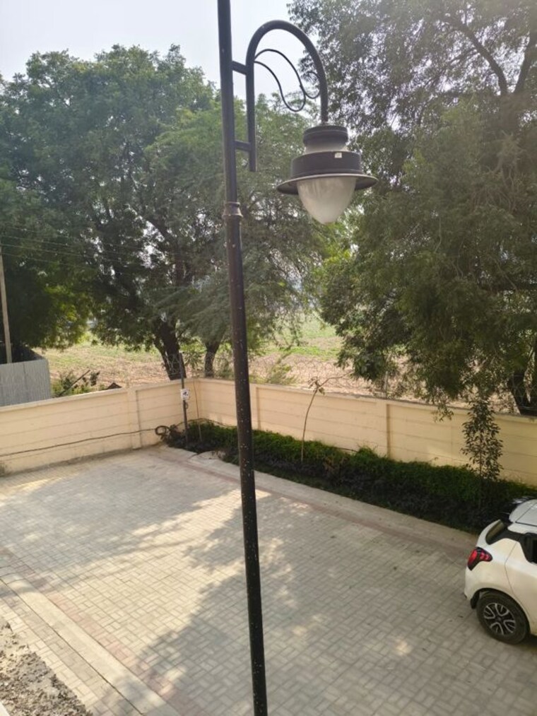 Garden, signature-global-city 2 Bedroom 1190 Sq.Ft. Apartment In Sector 37d Gurgaon 9855774