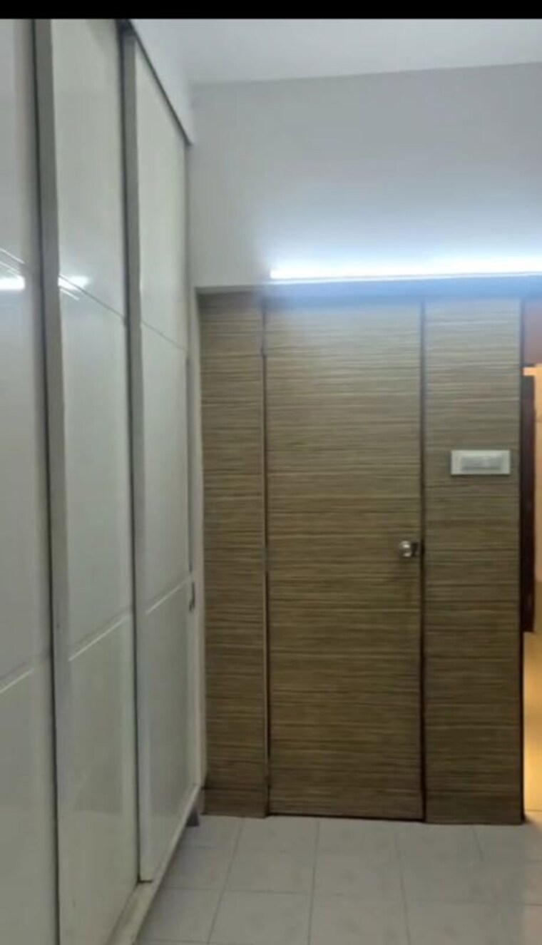 Bathroom, tata-glendale 2 Bedroom 1000 Sq.Ft. Apartment In Vasant Vihar Thane 9855792