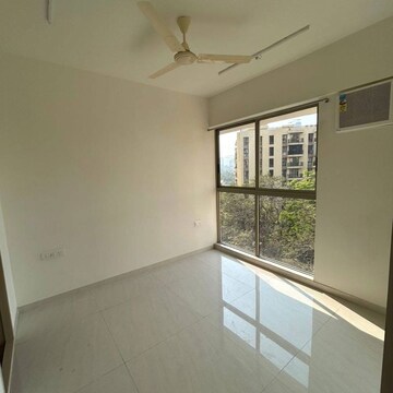 Room in 1 BHK Apartment at Lodha Crown Kolshet, Sandoz Baug – for Rent