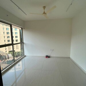 Room in 1 BHK Apartment at Lodha Crown Kolshet, Sandoz Baug – for Rent