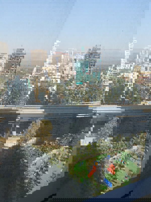 4 BHK 1350 Sq.Ft. Apartment in Oberoi Sky City