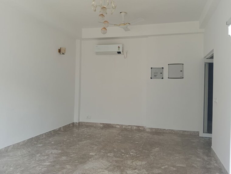 Room, ss-linden 4 Bedroom 2741 Sq.Ft. Apartment In Sector 84 Gurgaon 9855850