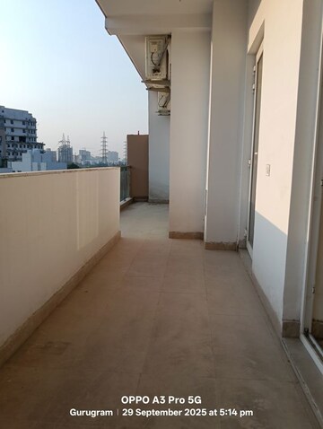 Building Lobby in 4 BHK Apartment at SS Linden, Sector 84 – for Rent