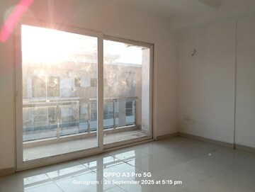 Room in 4 BHK Apartment at SS Linden, Sector 84 – for Rent