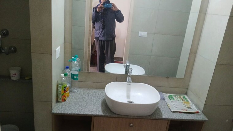Bathroom, gaur-runway-suites Studio 460 Sq.Ft. Apartment In Gaur Yamuna City Greater Noida 9855843