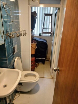 Master Bedroom in 1 BHK Apartment at Lodha Amara, Kolshet Road – for Rent