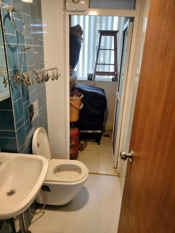 Master Bedroom in 1 BHK Apartment at Lodha Amara, Kolshet Road – for Rent