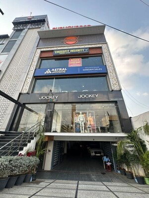 Showroom – Exterior View View at Gms Road - for Sale