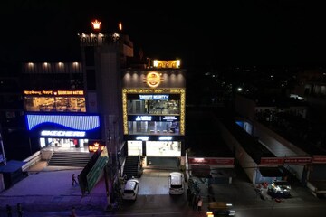  Showroom – Exterior View View at Gms Road - for Sale