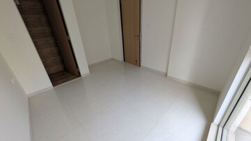 Room in 1 BHK Apartment at Lodha Crown Kolshet, Kolshet Road – for Rent
