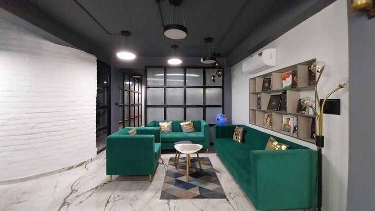 Living Room, senapati bapat road Commercial Office Space 6600 Sq.Ft. In Senapati Bapat Road Pune 9855896