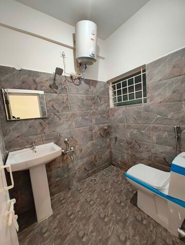 Team Area in 2 BHK Apartment at Sai Enclave Indiranagar, Indiranagar – for Rent